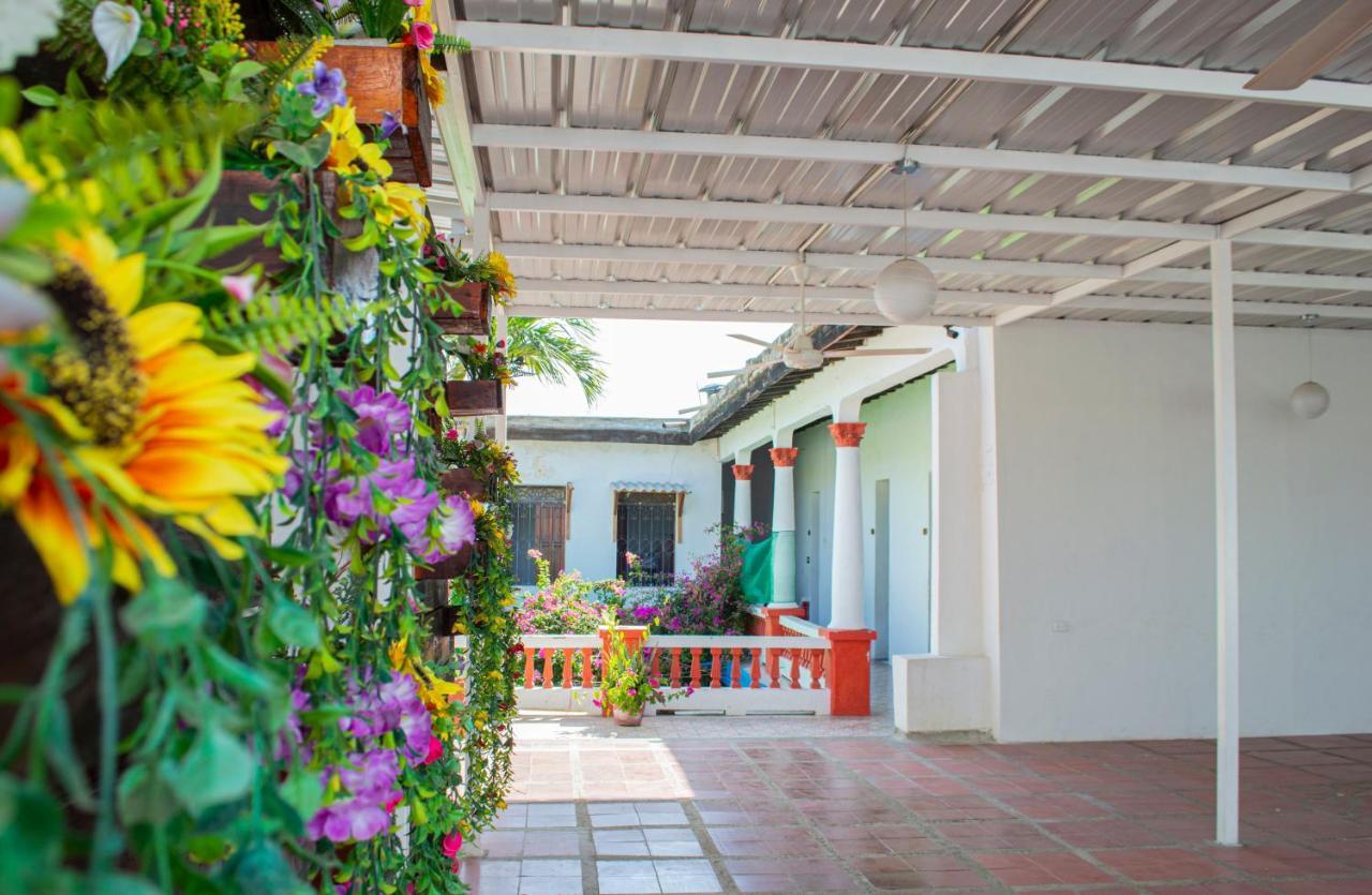 Hostal Maranatha Santa Marta  Esterno foto